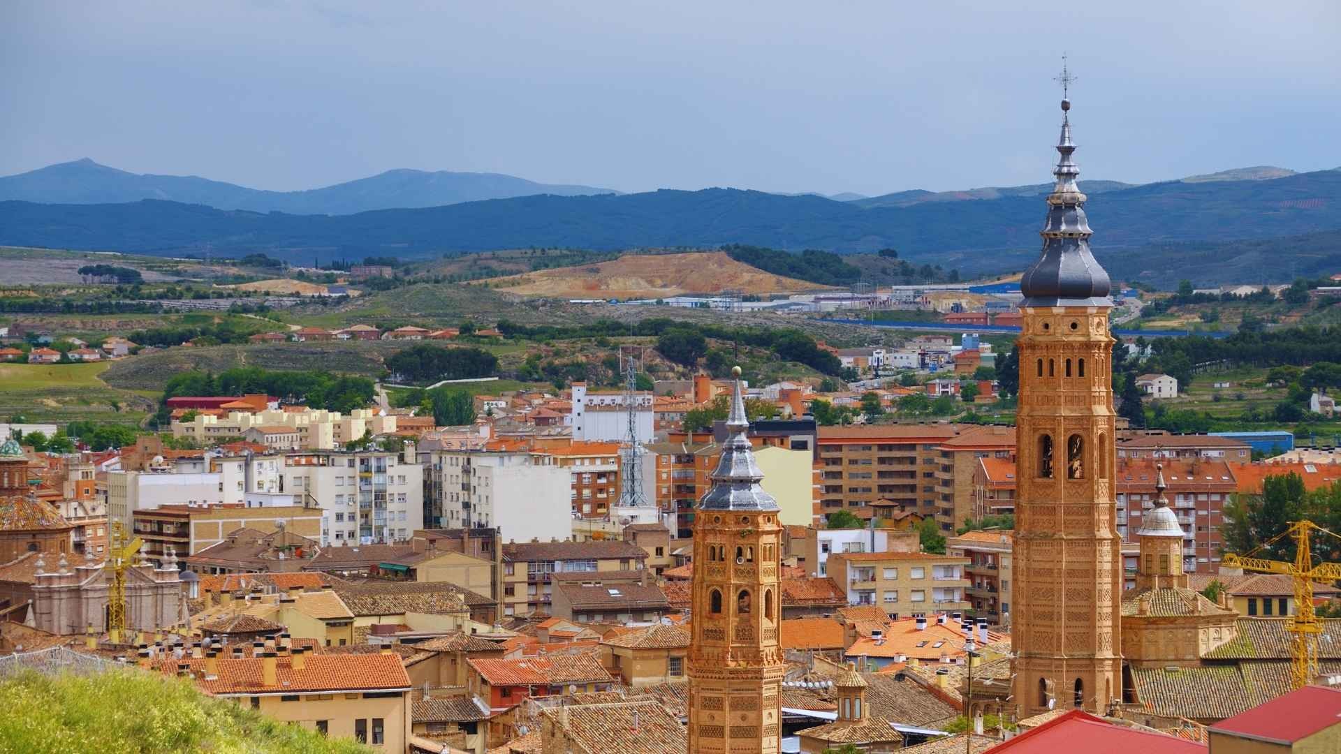 Calatayud vs. Zaragoza: ¿Por qué tu clínica de referencia está más cerca de lo que crees? - Dermayud
